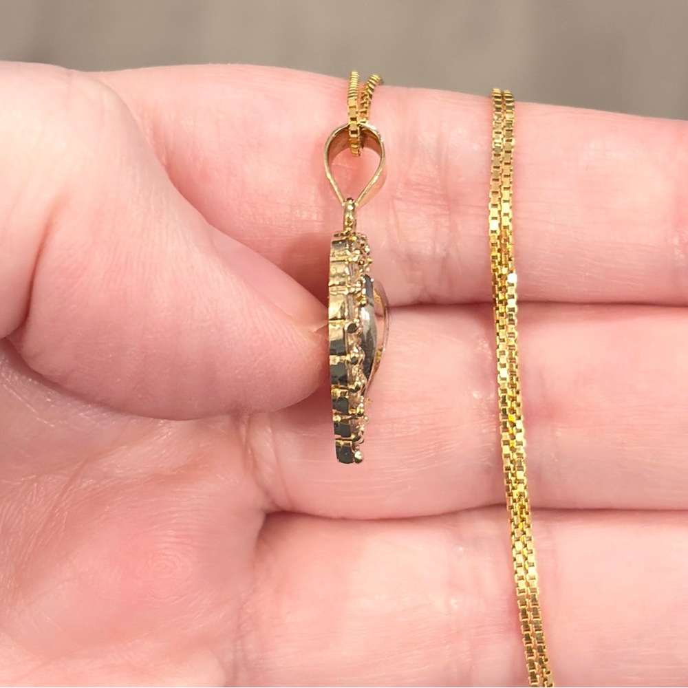 Elegant Gold and Silver Heart Pendant Necklace - Picture 11 of 15